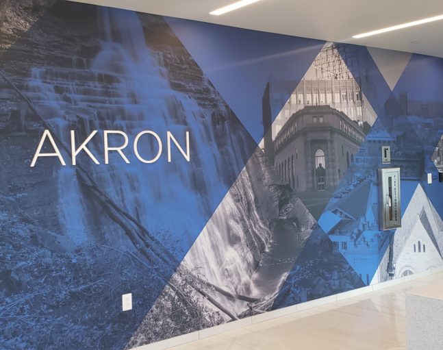 S07 Regional wall wrap with 3D Akron